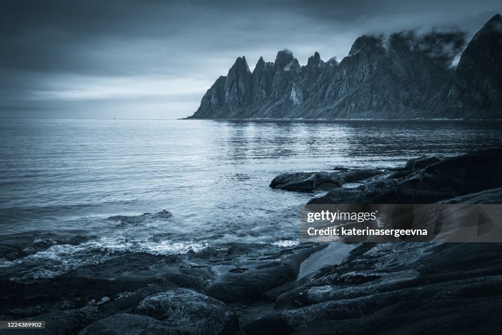 ダベイルの顎ノルウェー、島センジャ