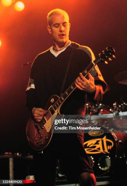 Nick Hexum of 311 performs at San Francisco Civic Auditorium on December 10, 1999 in San Francisco, California.