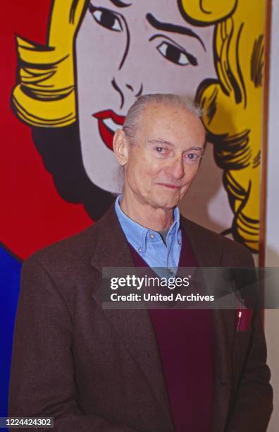 American pop art artist Roy Lichtenstein at the opening of a retrospective exhibition at Haus der Kunst in Munich, Germany, 1994.