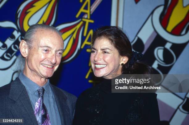 American pop art artist Roy Lichtenstein and wife Dorothy at the opening of a retrospective exhibition at Haus der Kunst in Munich, Germany, 1994.