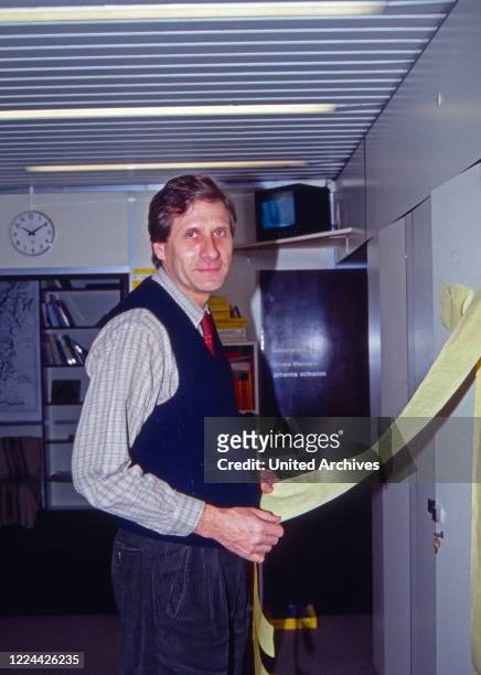 German journalist Ulrich Wickert as editor in chief of WDR Paris studio, France 1991.