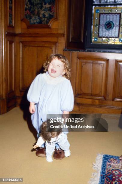 Princess Riyah Picture 35 Princess Raiyah Of Jordan Stock Photos, High-Res Pictures, and ...