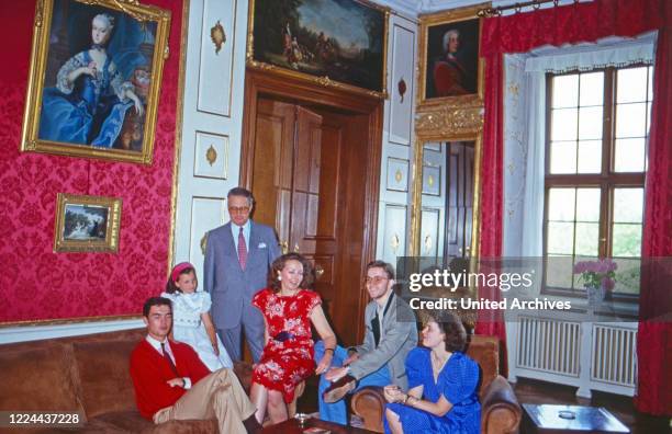 Carl Duke of Wurttemberg with his wife Diane and their children Mathilde, Eberhard, Michael and Eleonore Fleur at Altshausen castle, Germany, 1985.