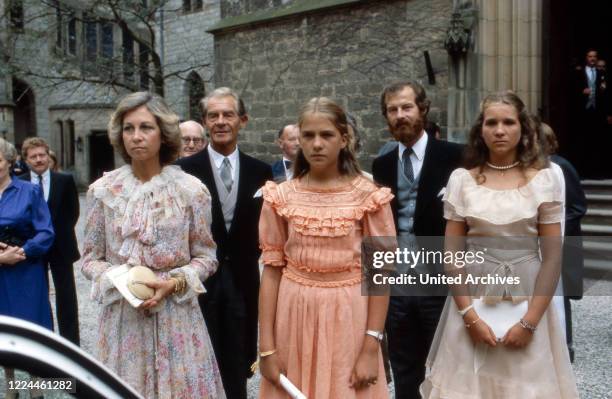 Queen Sofia of Spain with her daughters Cristina and Elena at the wedding of heir to the throne Ernst August von Hanover with Chantal Hochuli at...