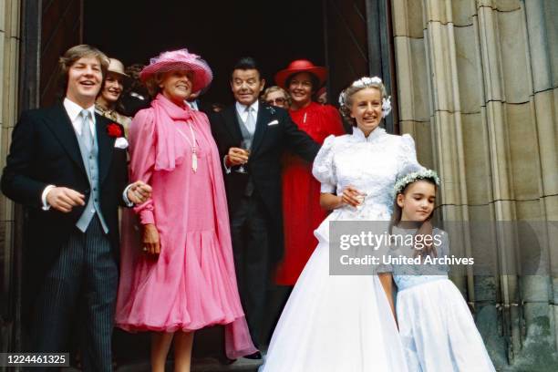 Heir to the throne Ernst August von Hanover at the wedding with Chantal Hochuli at Marienburg castle near Hanover, Germany, 1981.