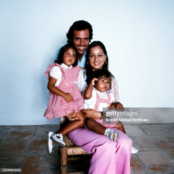 Spanish singer Julio Iglesias with his wife Isabel and the children Chabeli and Julio Jose at his home in Cadiz, Spain, 1974.