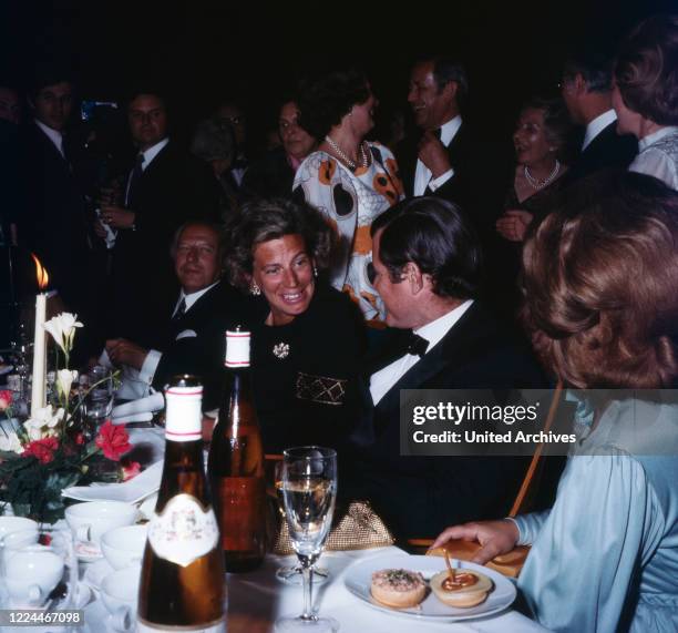 94 Edward Mildred Photos & High Res Pictures Getty Images