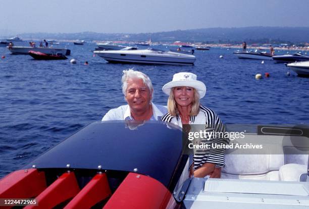 Gunter Sachs with his wife Mirja in a motorboat near Sankt Tropez, France 2000s.