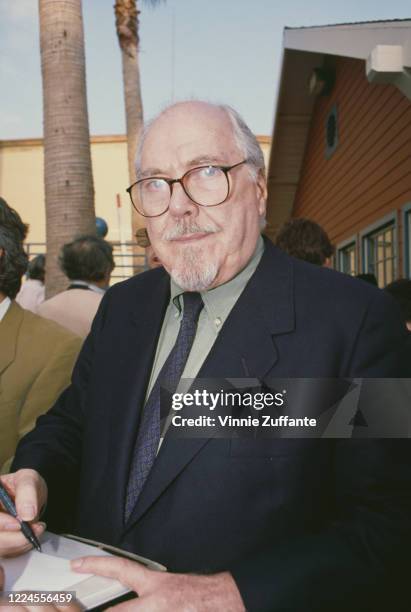 American film director Robert Altman attends the 7th Annual IFP/West Independent Spirit Awards, held at Raleigh Studios in Los Angeles, California,...