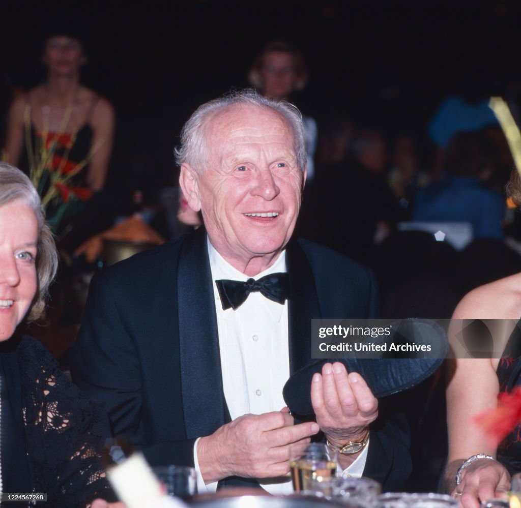 Gert Fröbe