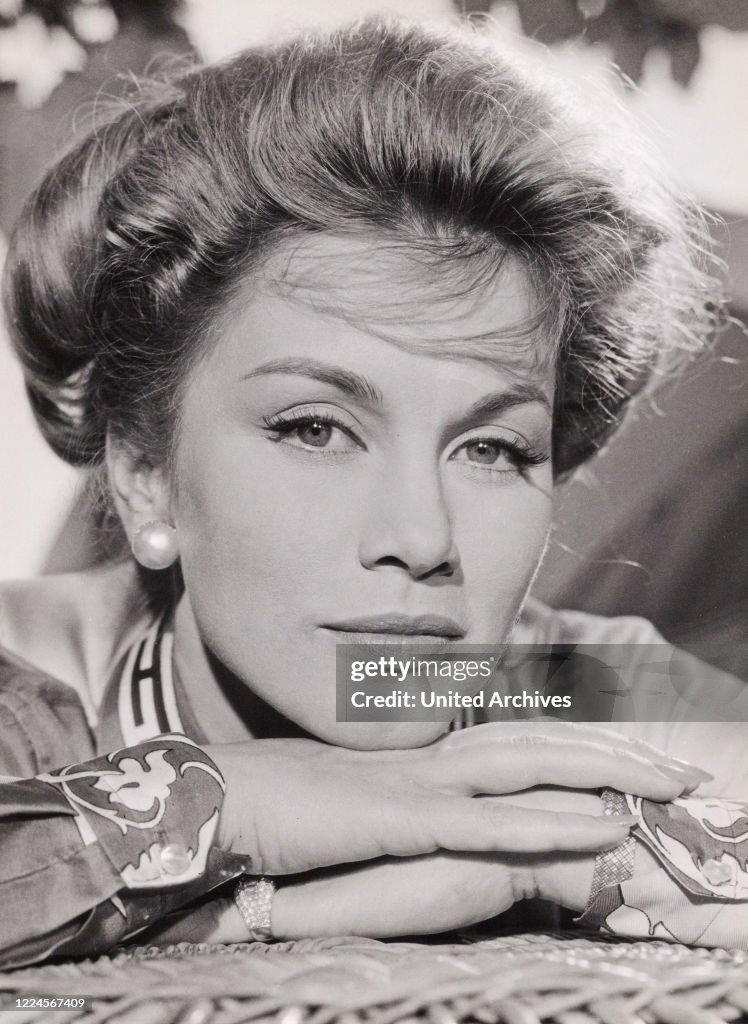 Linda Christian