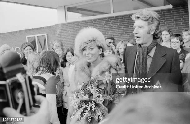 Dutch TV presenter and entertainer Rudi Carrell at the wedding with Anke Bobbert, Germany, 1974.