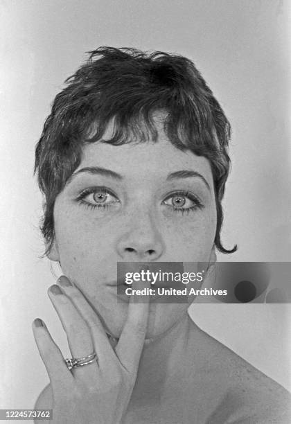 Canadian actress Linda Thorson, known from the TV series 'The Avengers', at Hamburg, Germany circa 1966.