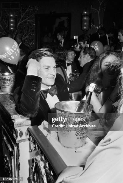 Austrian actor Helmut Berger at the "Soiree der Stars" on January 11th, 1975 in Munich, Germany, 1970s.