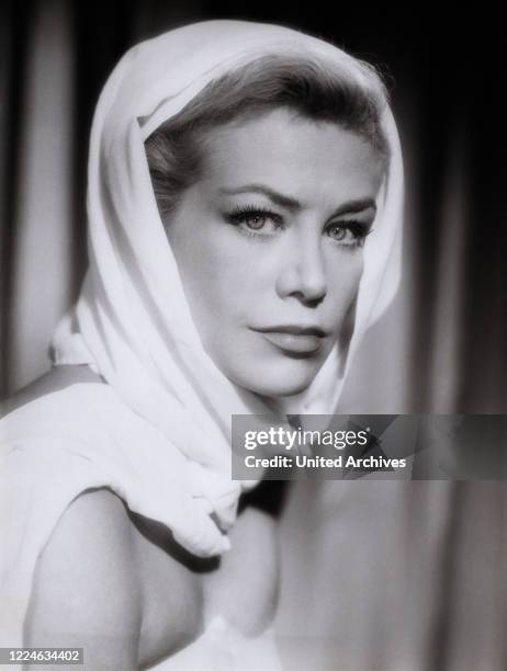 German chanson singer and actress Hildegard Knef, Germany, 1955. .