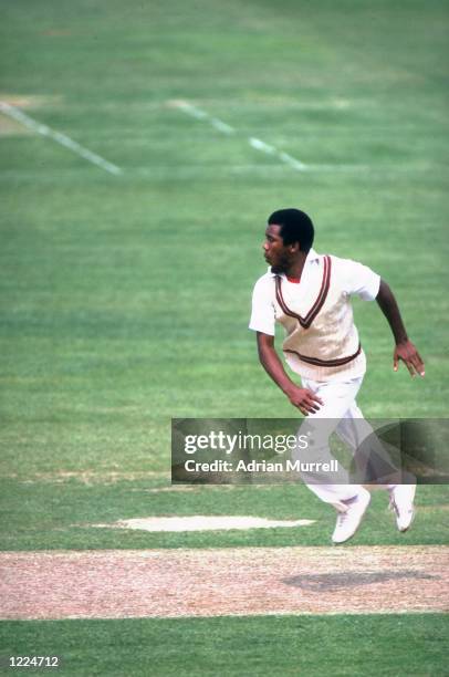 Malcolm Marshall of Hampshire and the West Indies in action during a match. \ Mandatory Credit: Adrian Murrell/Allsport