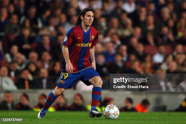Messi In 2007 Messi 2007 Photos and Premium High Res Pictures - Getty Images