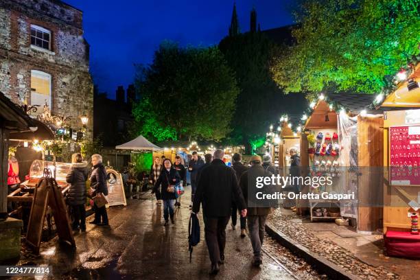 christmas in winchester, england, uk - winchester england stock pictures, royalty-free photos & images