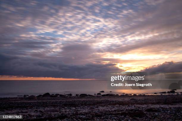 sonnenaufgang auf fehmarn - rosenfarben - fotografias e filmes do acervo