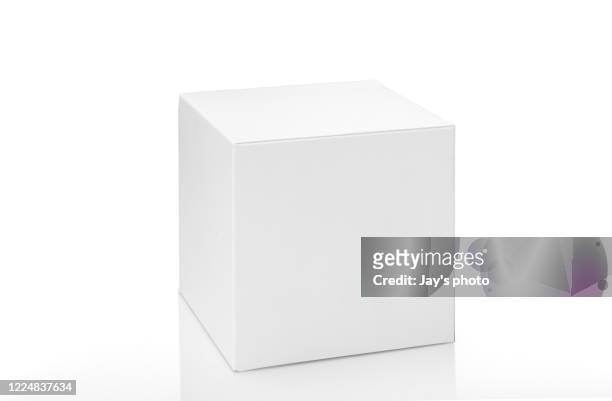 white blank paper box isolated on white background, clipping path - jay weiss stock-fotos und bilder