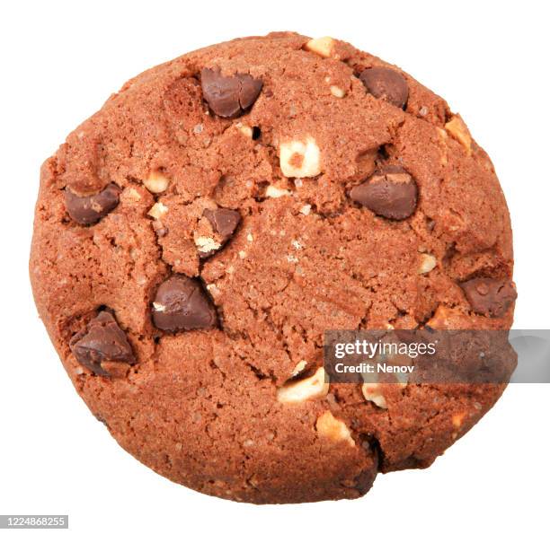 close-up of chocolate chip cookie isolated on white background - chocolate chip cookie on white stock pictures, royalty-free photos & images