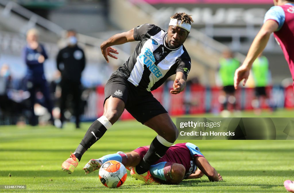 Newcastle United v West Ham United - Premier League