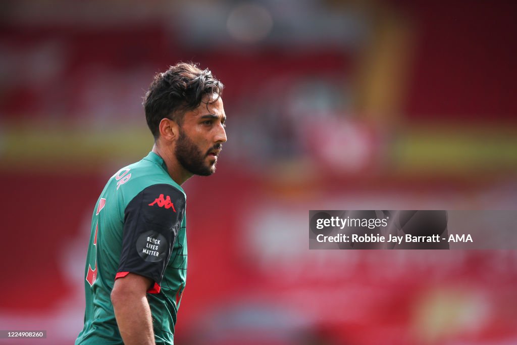 Liverpool FC v Aston Villa - Premier League