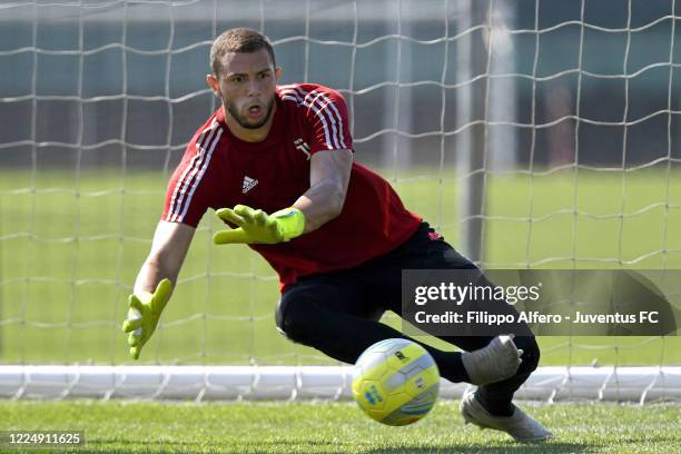 Oliver Loria 90 Leonardo Loria Stock Photos, High-Res Pictures, and Images - Getty ...