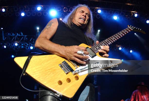 Rickey Medlocke of Lynyrd Skynyrd performs at Shoreline Amphitheatre on August 3, 2002 in Mountain View, California.