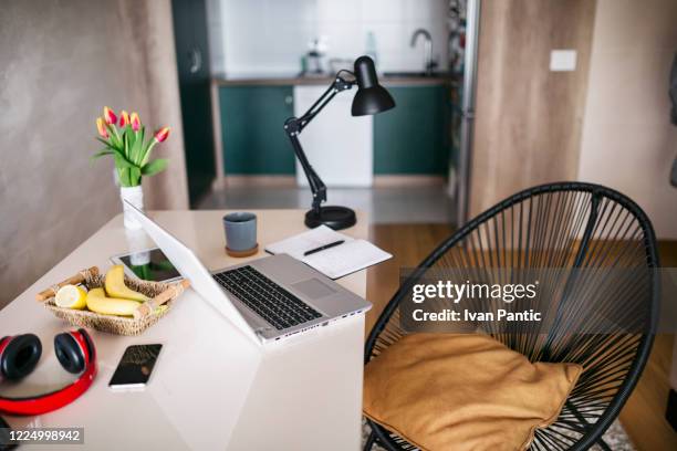 setting up a home office without people - work from home desk setup stock pictures, royalty-free photos & images