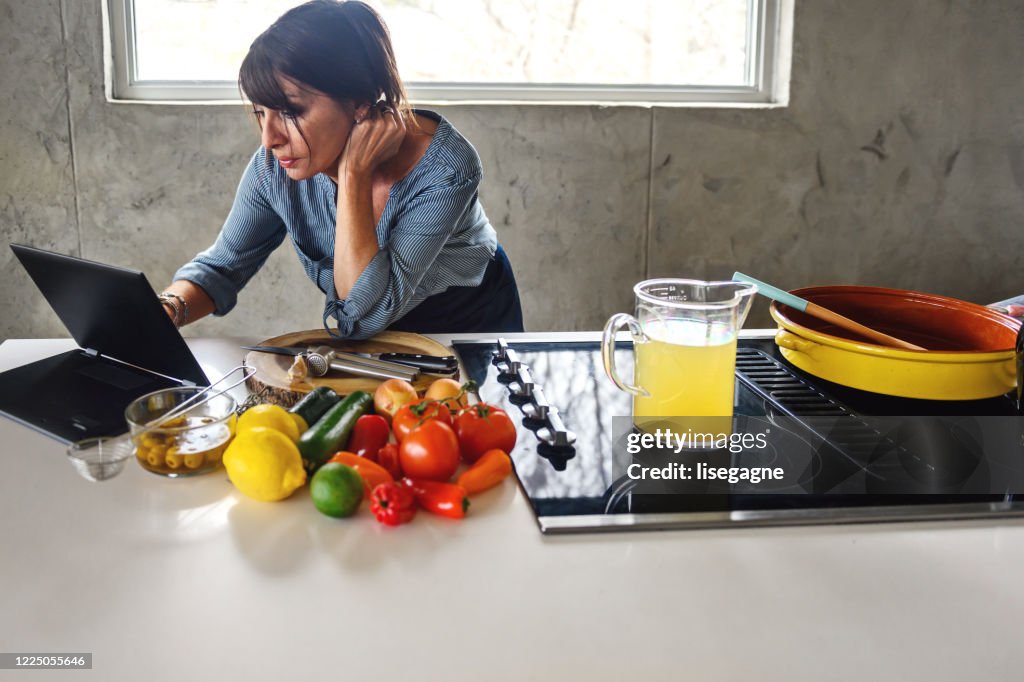 Woman making a moroccan tajine
