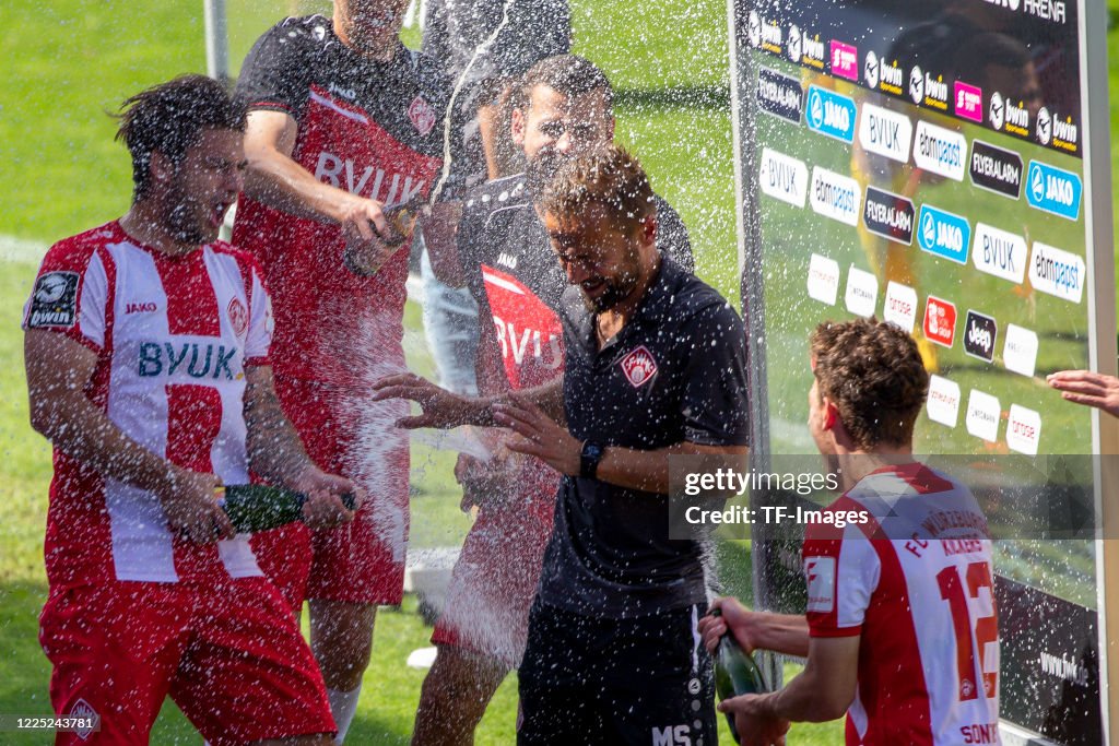 FC Wuerzburger Kickers v Hallescher FC - 3. Liga