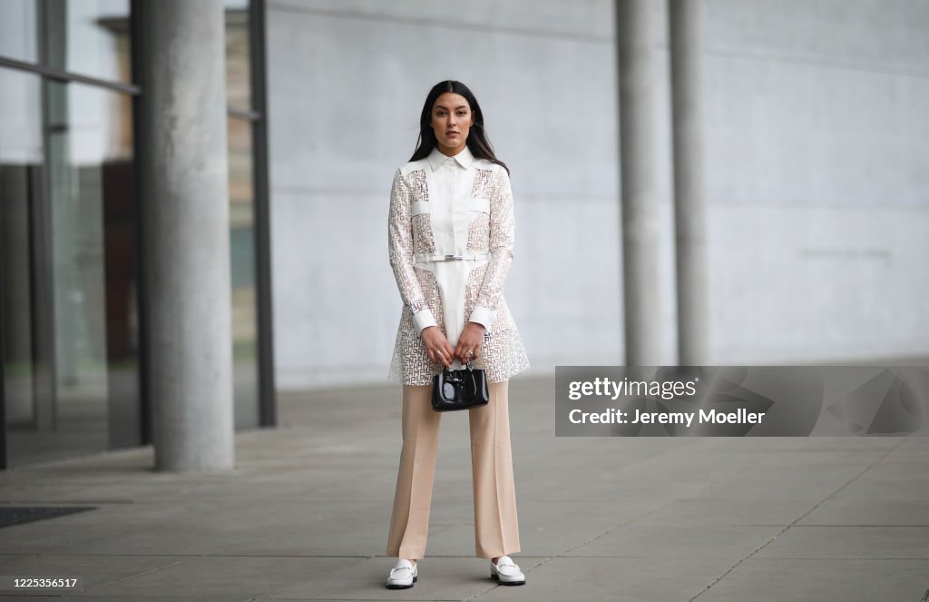 Veronica Ferres - Street Style Shooting In Munich