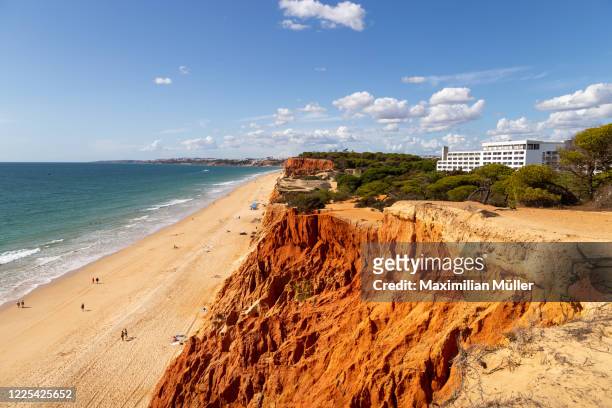 praia da falésia, albufeira, portugal - albufeira stock pictures, royalty-free photos & images