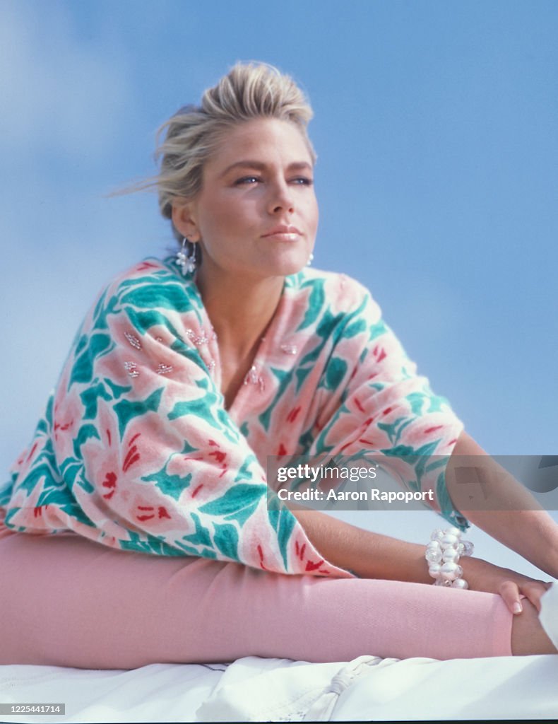 Actress Shawn Weatherly poses for a portrait in Santa Monica,... News
