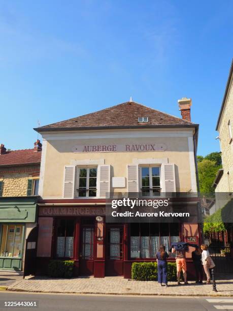 inn ravoux, auvers-sur-oise, frankreich. wo vincent van gogh lebte. - vincent van gogh maler stock-fotos und bilder