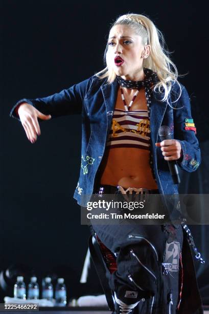 Gwen Stefani of No Doubt performs during the band's "Rock Steady" tour at Arco Arena on November 13, 2002 in Sacramento, California.