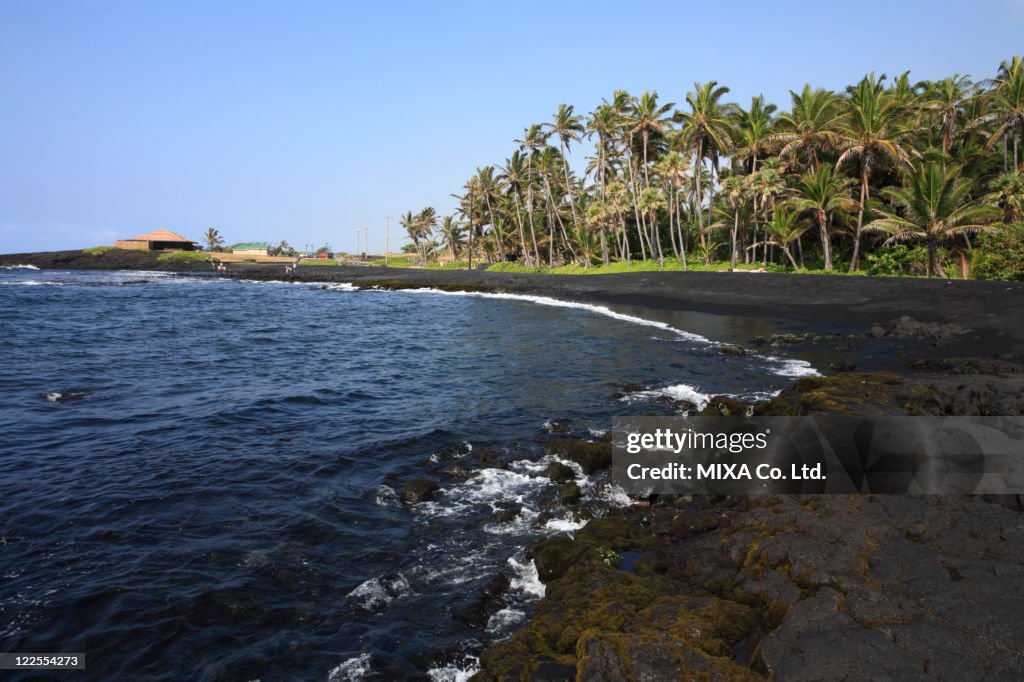 Punaluu Black Sand Beach, Hawaii, U.S.A.