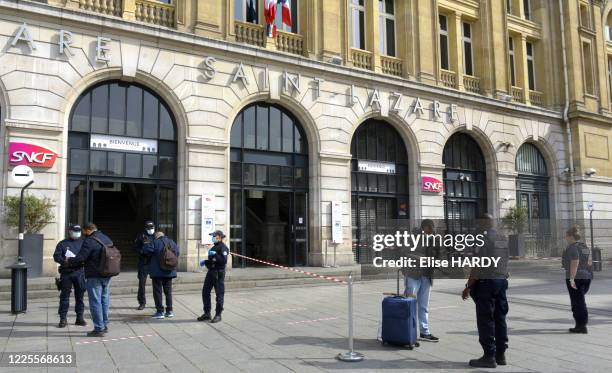 Vans paris saint lazare Clearance