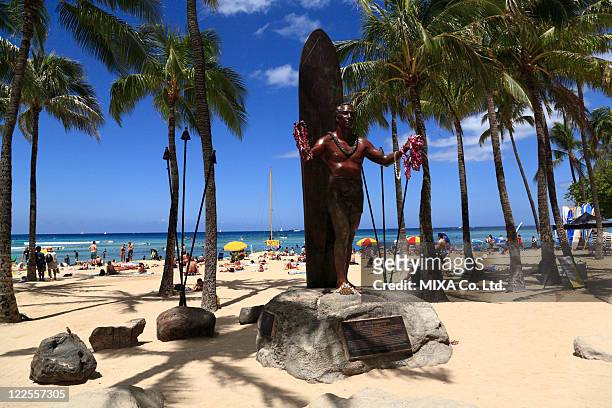 beach resort, honolulu, hawaii, u.s.a. - waikiki beach stock-fotos und bilder