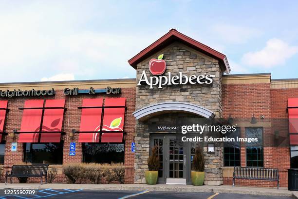 Applebees Restaurant Photos and Premium High Res Pictures - Getty Images