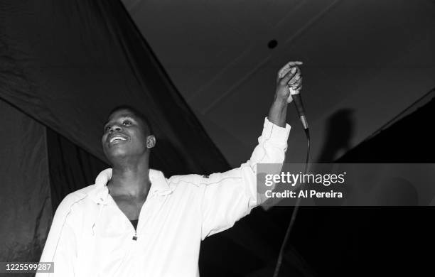 Rap Star Doug E. Fresh performs when he serves as judges at the All-Stars Talent Show on April 10, 1990 in New York City.