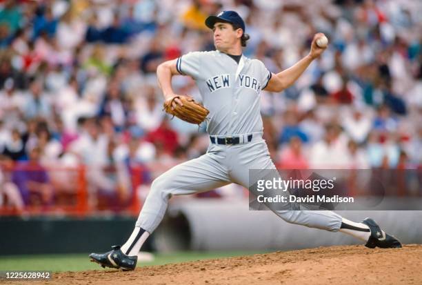 Dave Righetti of the New York Yankees pitches in a Major League Baseball game against the California Angels on May 15, 1989 at Anaheim Stadium in...