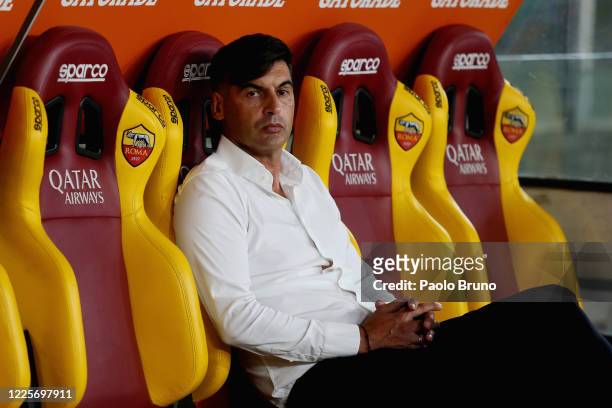 Roma head coach Paulo Fonseca looks on during the Serie A match between AS Roma and Parma Calcio at Stadio Olimpico on July 8, 2020 in Rome, Italy.