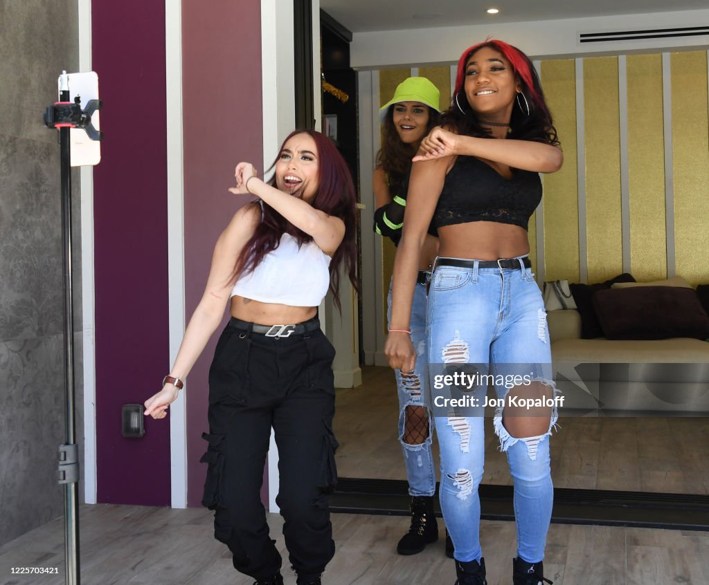 An Afternoon With TikTok's "Girls In The Valley"