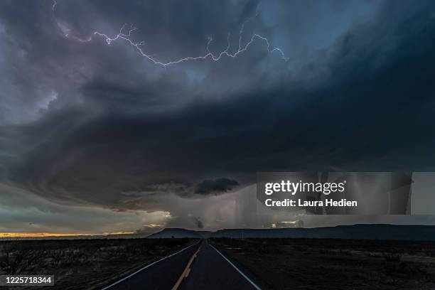 lightning on the great plains - ominous bildbanksfoton och bilder