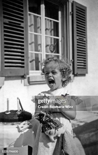 girl of three having a tantrum - sad birthday stock pictures, royalty-free photos & images