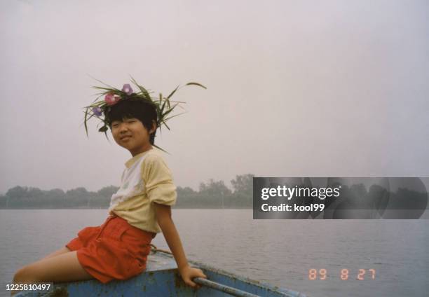 1980s china little girl photos of real life - 1980 1989 stock pictures, royalty-free photos & images