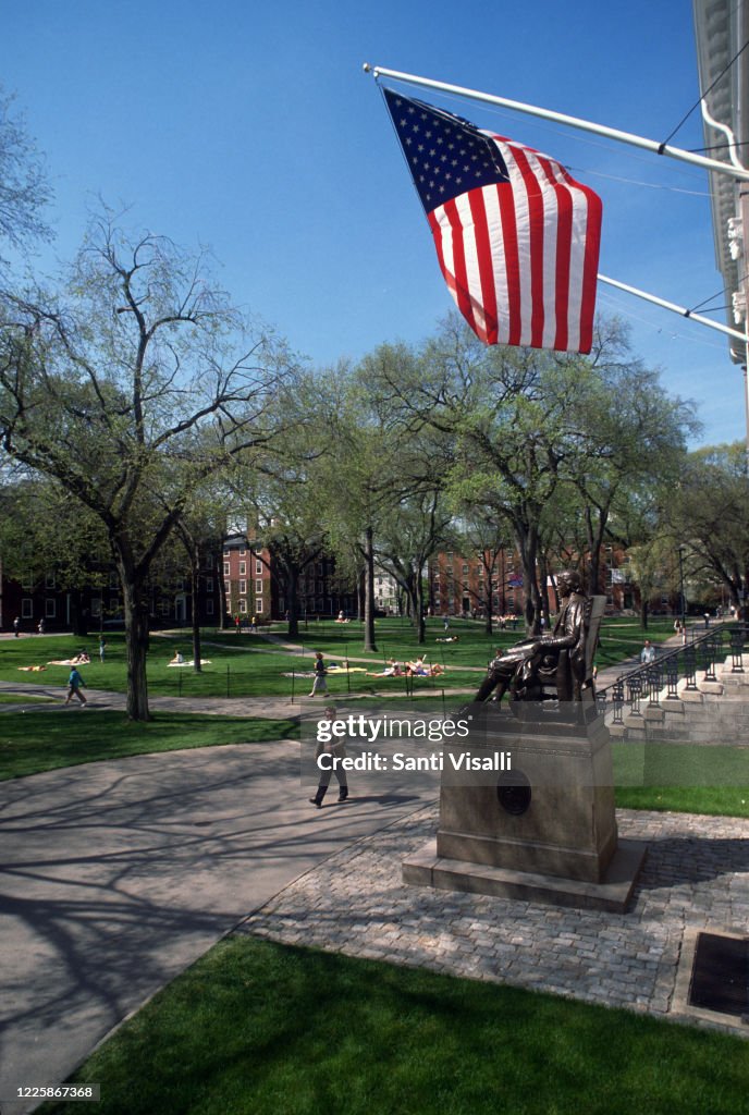 Harvard University With John Harvard Sculpture