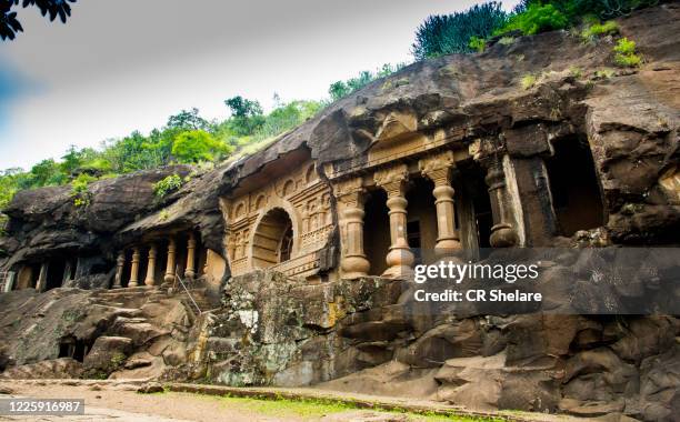 pandav leni the buddha caves at nashik, maharashtra, india. - nasik fotografías e imágenes de stock